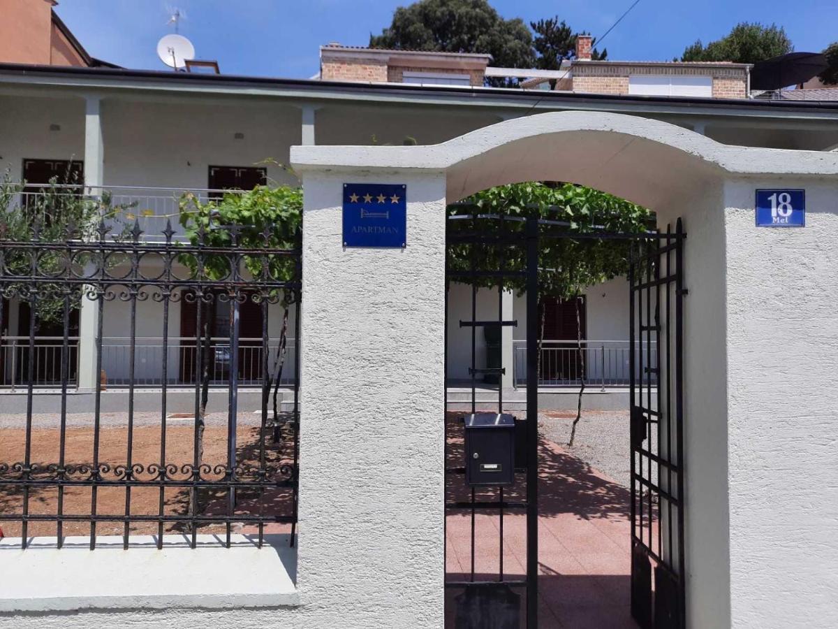 Green House Apartments Novi Vinodolski Εξωτερικό φωτογραφία